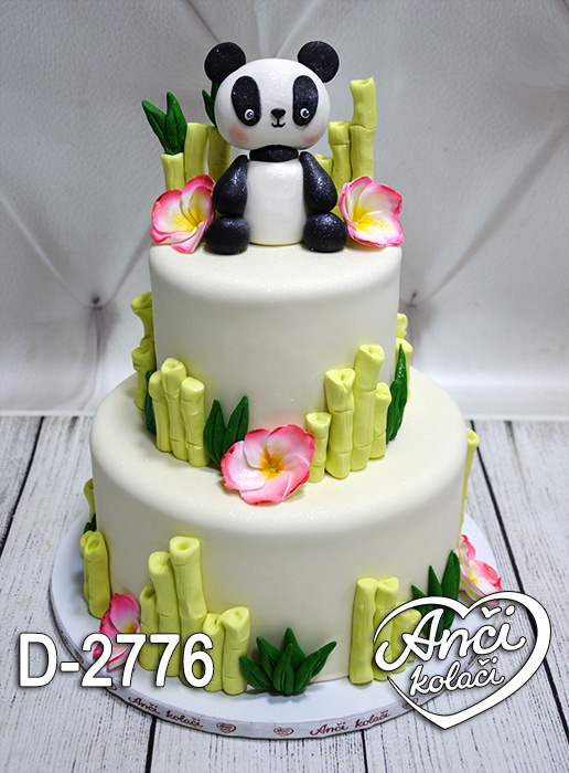 Panda i cveće